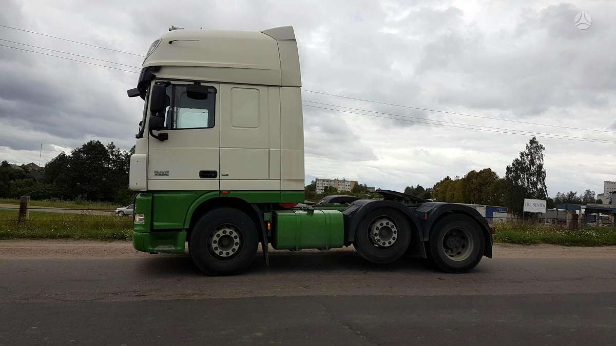 DAF XF105, semi-trailer trucks