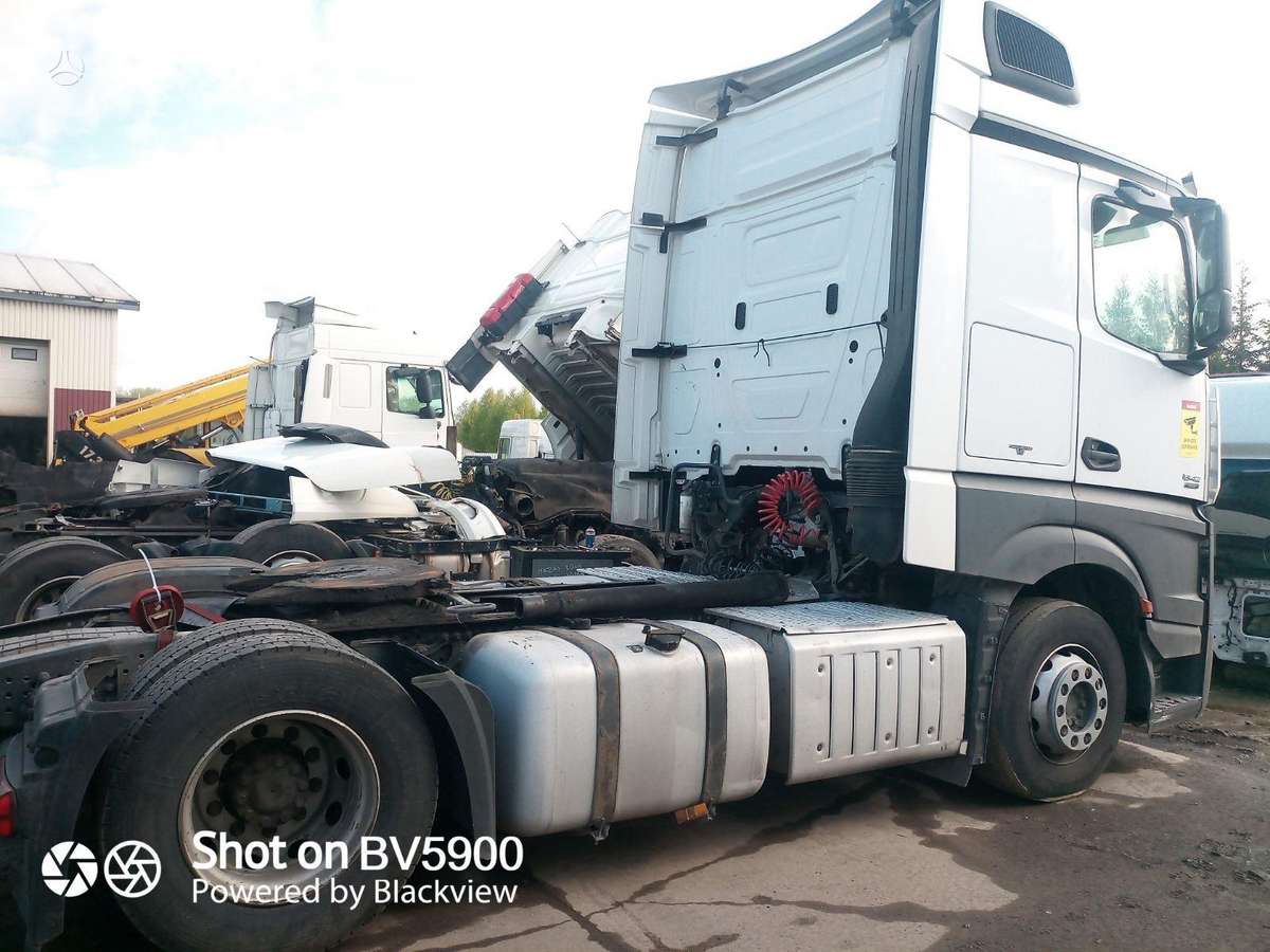 Mercedes-Benz ACTROS, тягачи