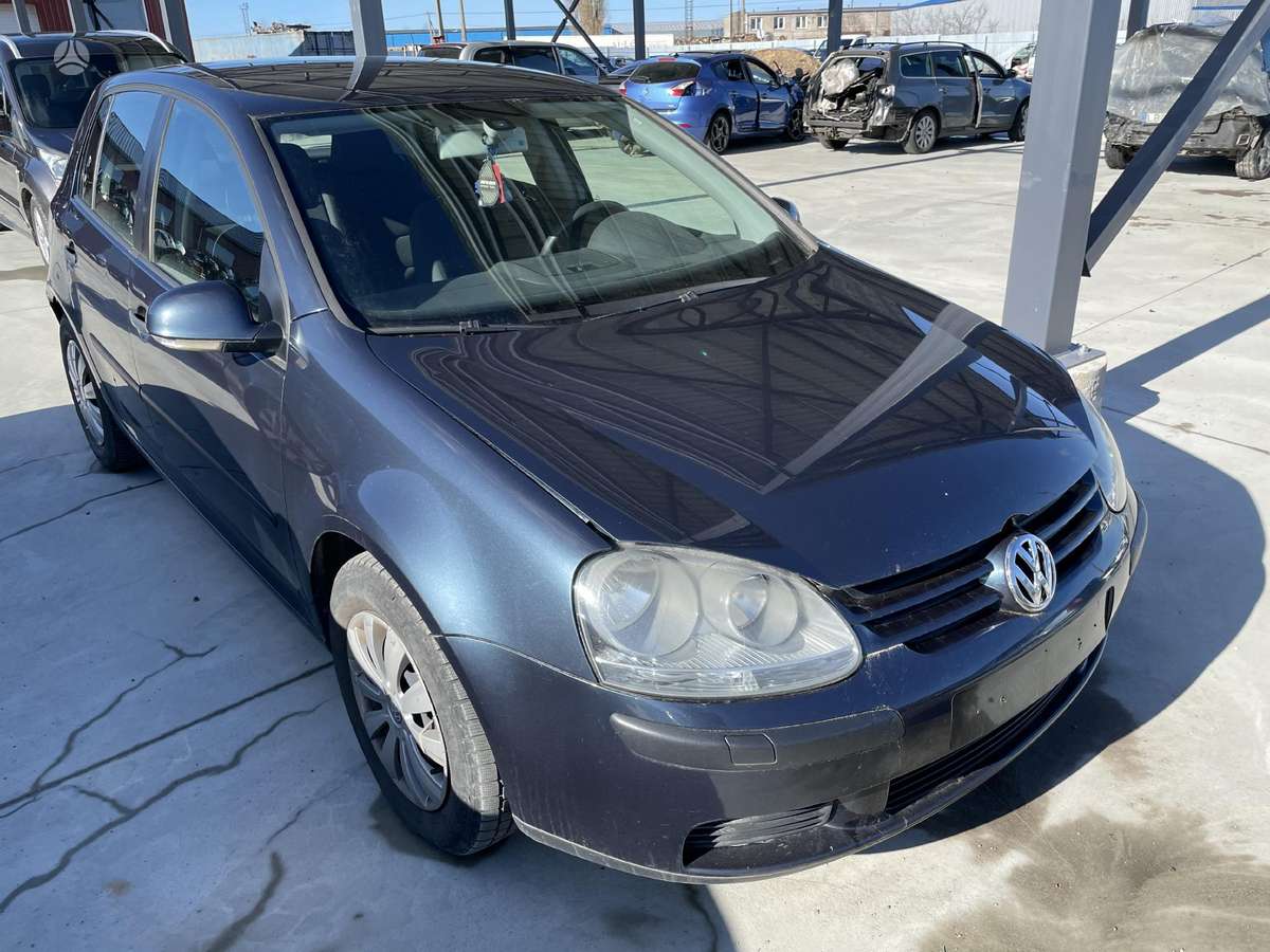 Volkswagen Golf dalimis