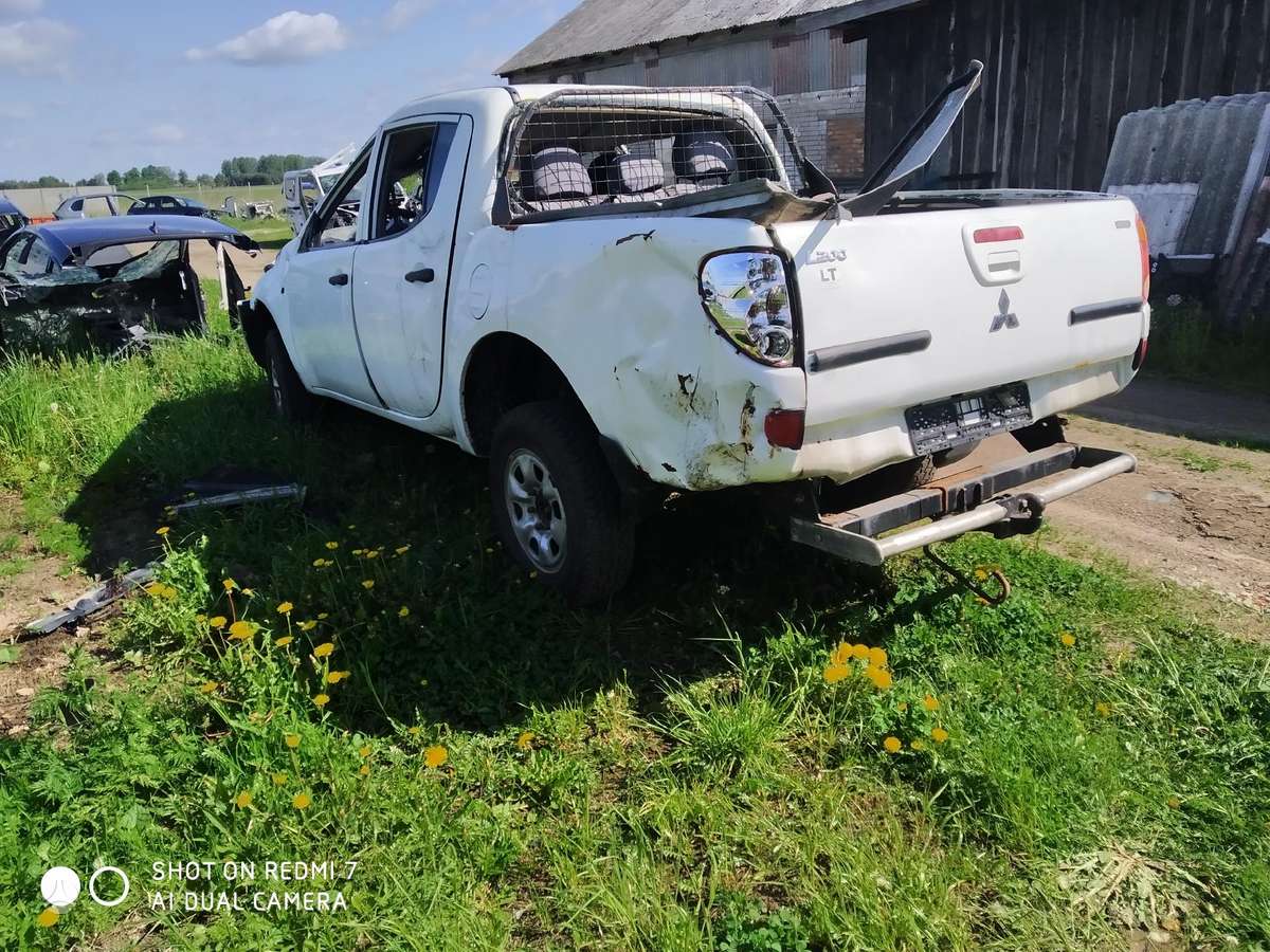 Mitsubishi L200 Prabegusi 158000km