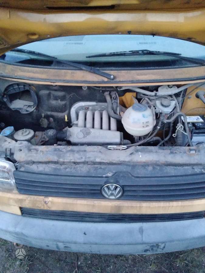 Volkswagen Transporter по частям