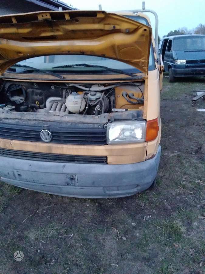 Volkswagen Transporter по частям