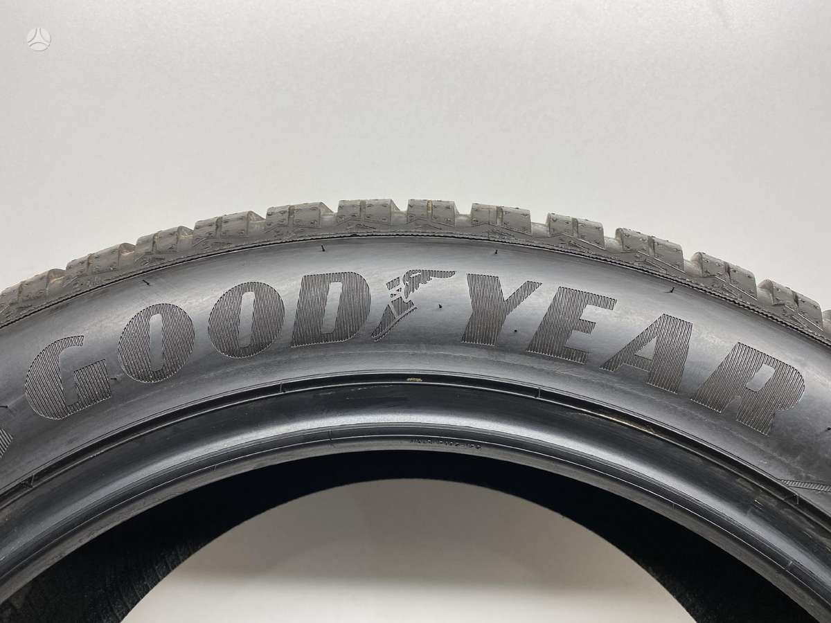 Goodyear UltraGrip8Perfom. 98% 2023m, winter 285/45 R20