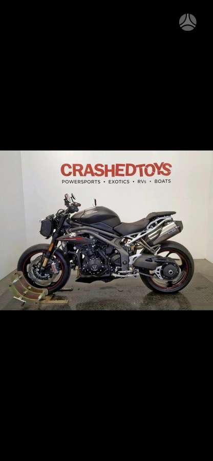 Triumph Speed Triple, street / классические