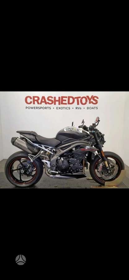 Triumph Speed Triple, street / классические