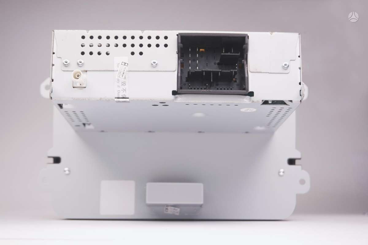 BLG Volkswagen RCD 330G, multimedia and navigation