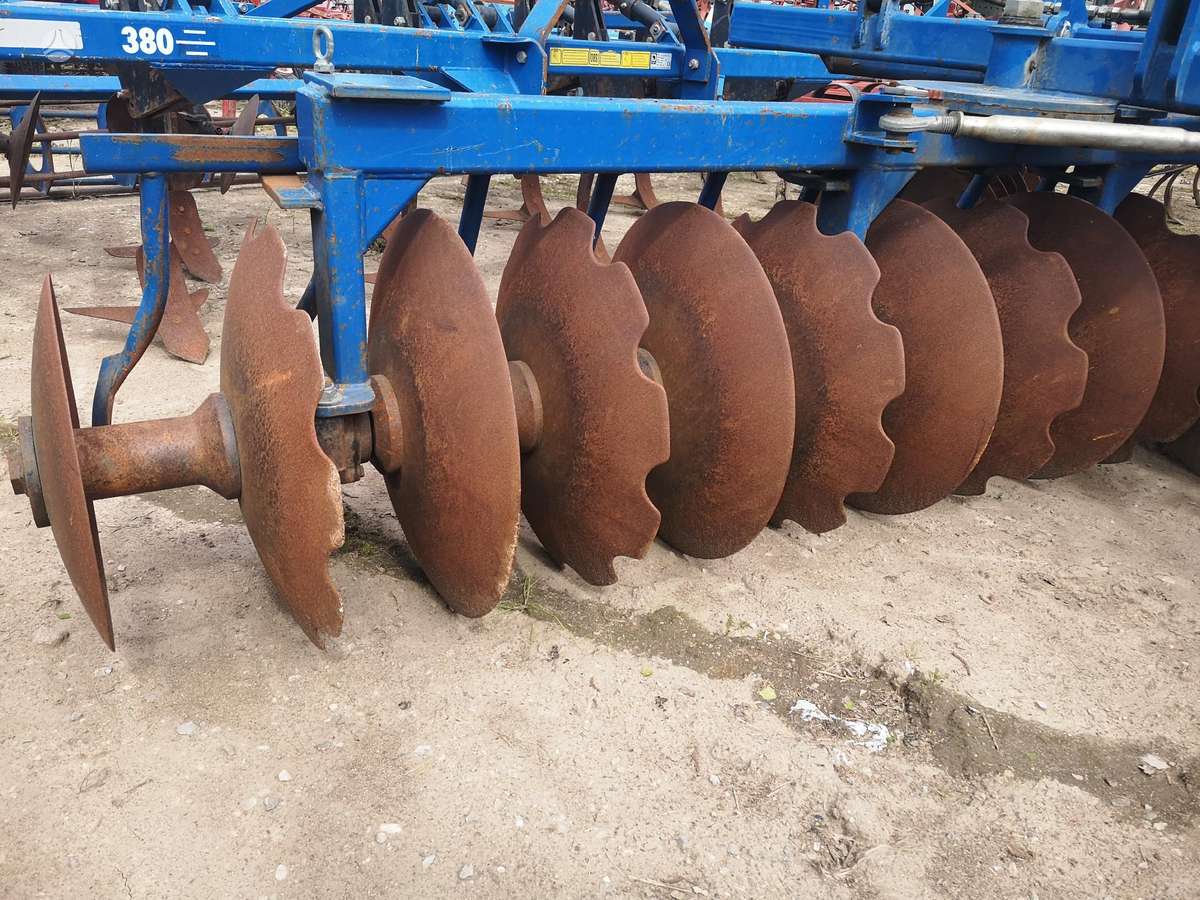 Dalbo 4, scrapers, scrubbers