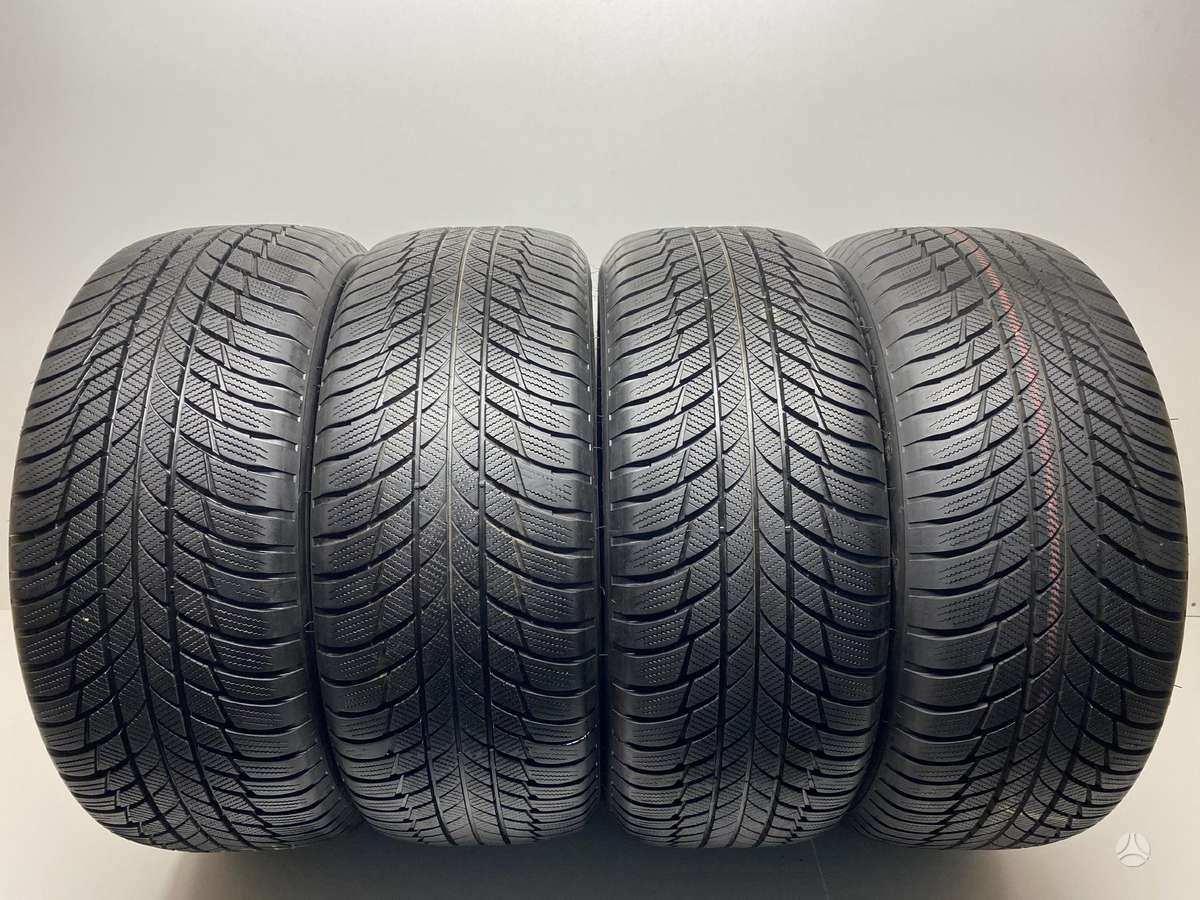 Bridgestone Blizzak LM001 RFT, winter 245/50 R19