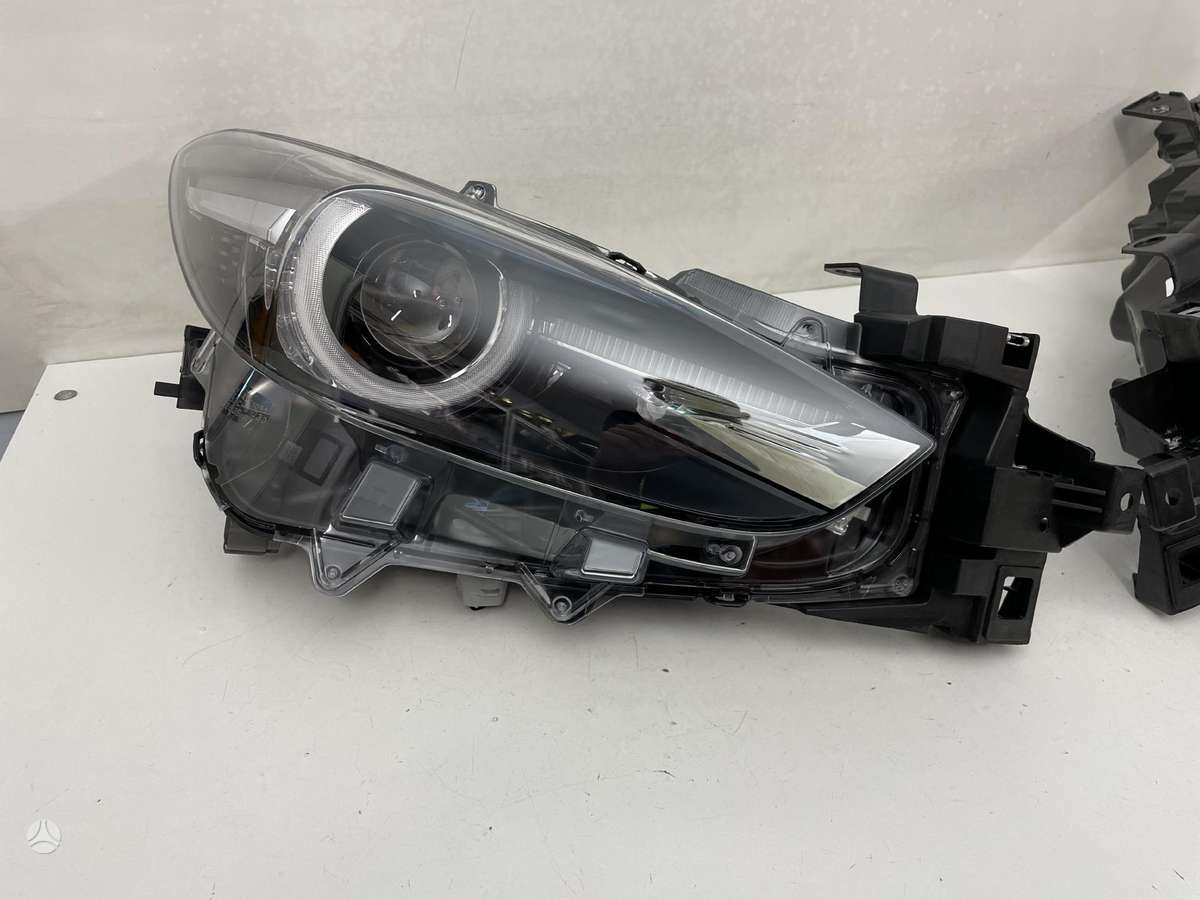 Mazda 3 lights
