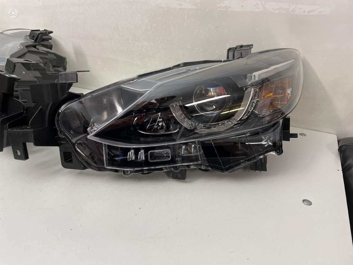 Mazda 6 фары