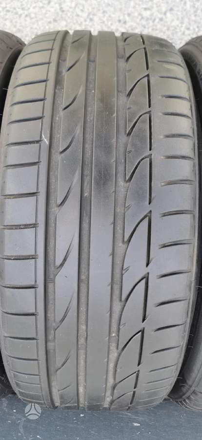 Bridgestone, vasarinės 235/40 R19