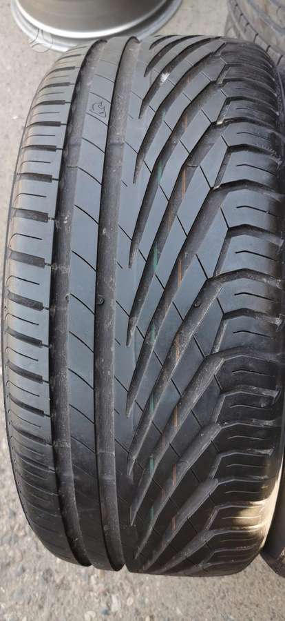 Uniroyal, summer 235/40 R19