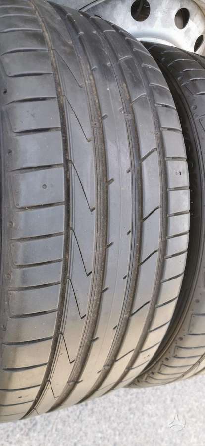 Hankook, summer 235/40 R19