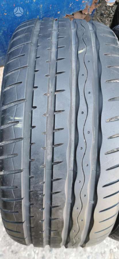 Hankook, summer 235/35 R19