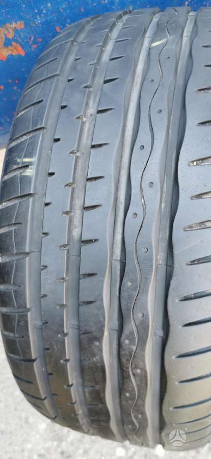 Hankook, summer 235/35 R19
