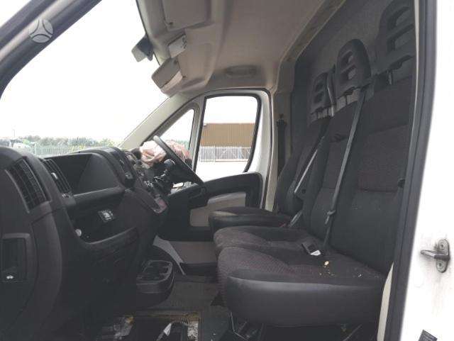 Peugeot Boxer, cargo vans