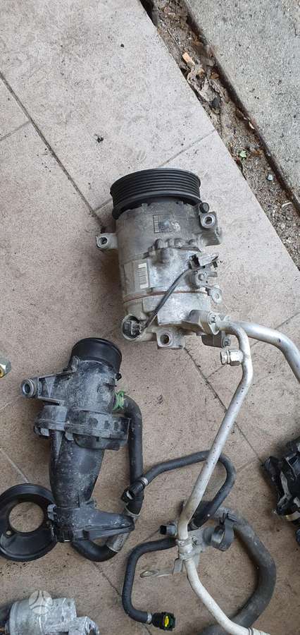 Renault Trafic, R9M, engine parts