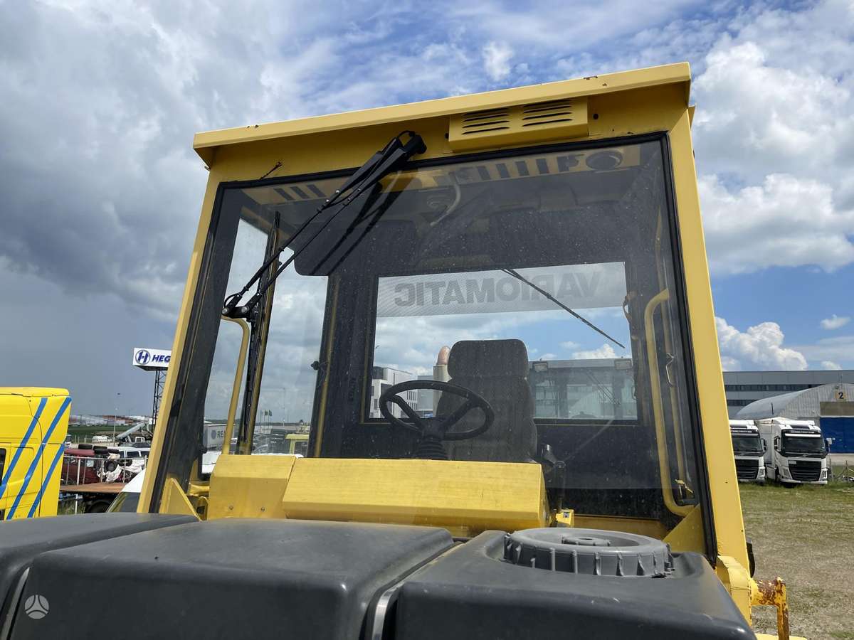 Bomag BW 151 AD-2, vibrator / compactor
