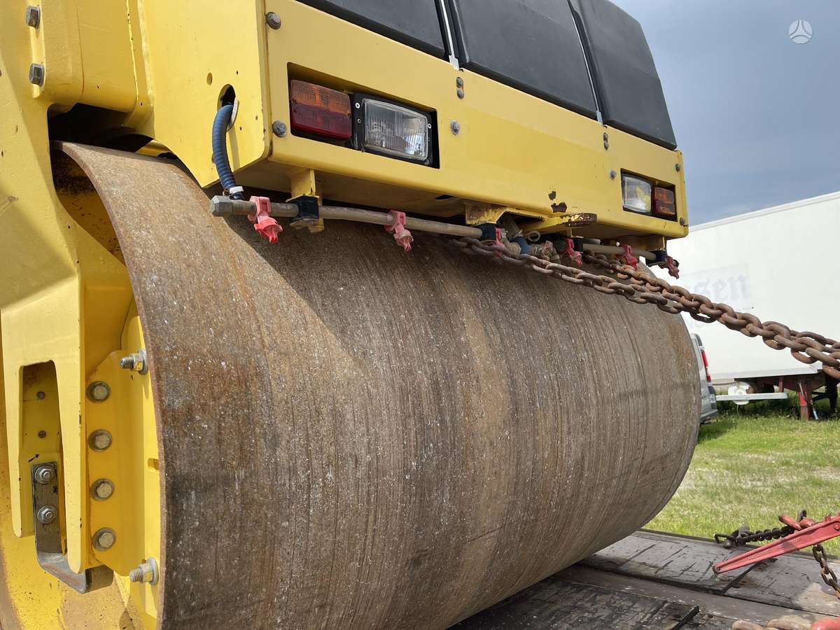 Bomag BW 151 AD-2, vibro technika