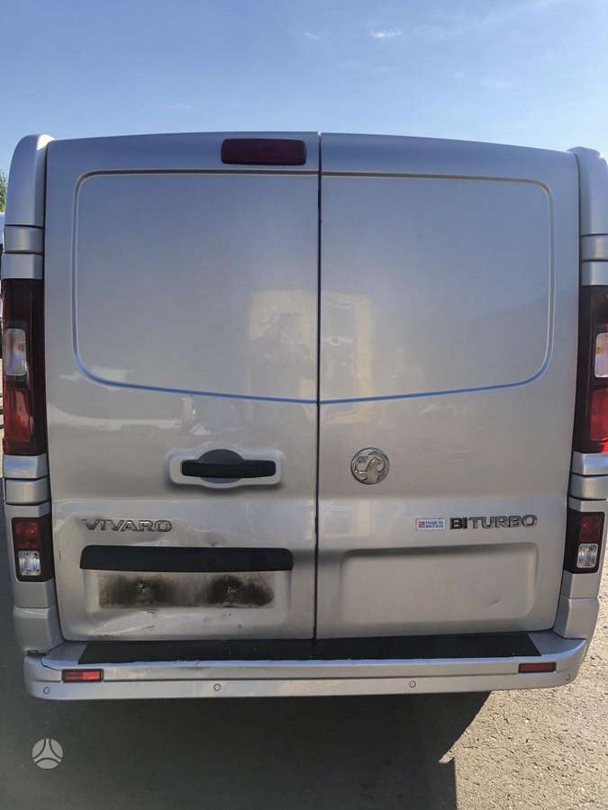 Opel VIVARO, cargo vans