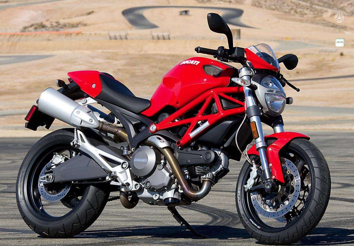 Ducati Monster, street / classic