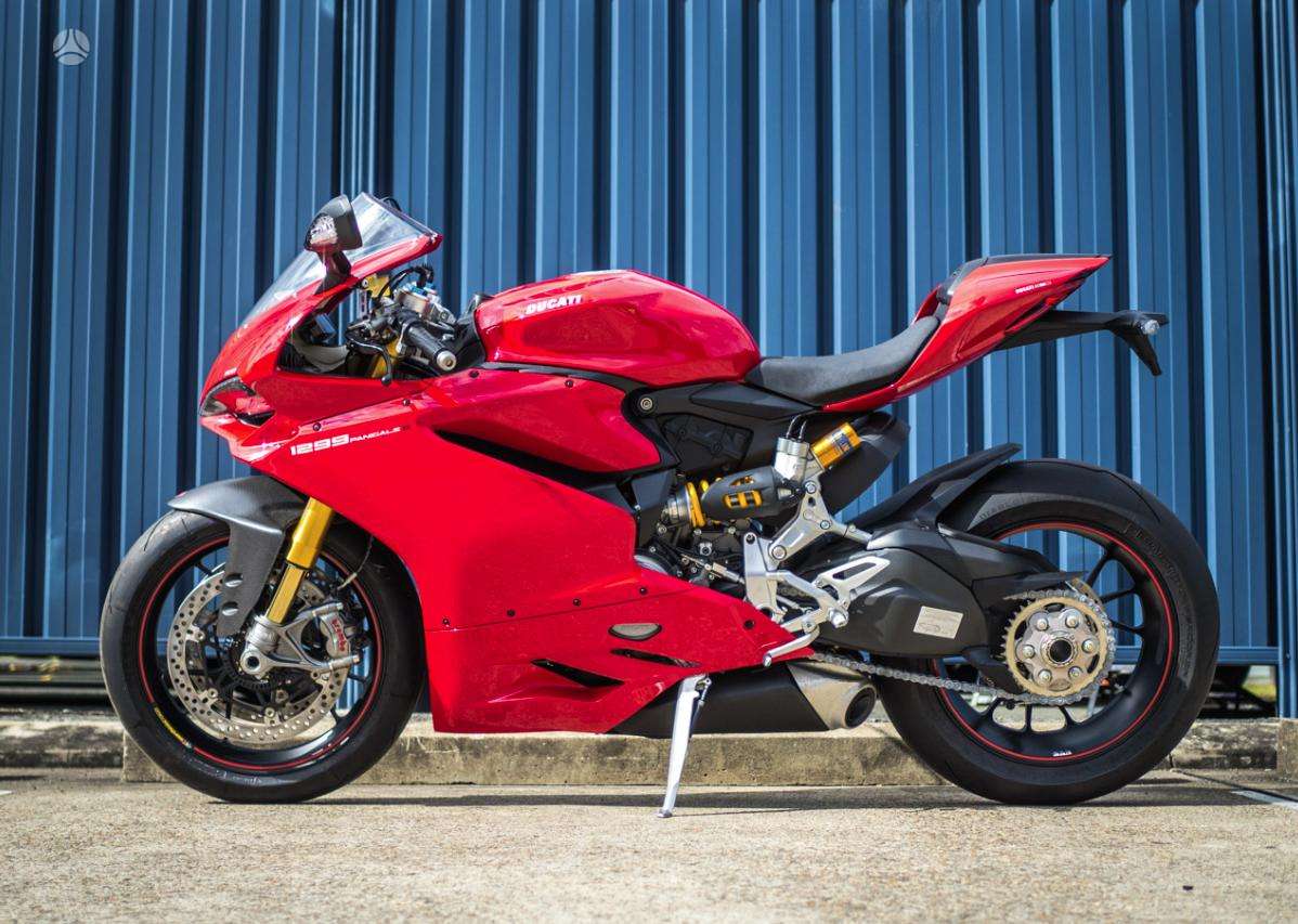 Ducati Panigale, спортбайки / superbikes