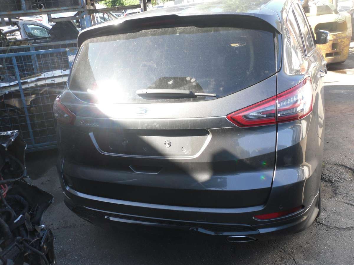 Ford S-MAX по частям