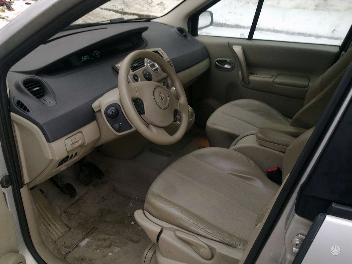 Renault Scenic for parts