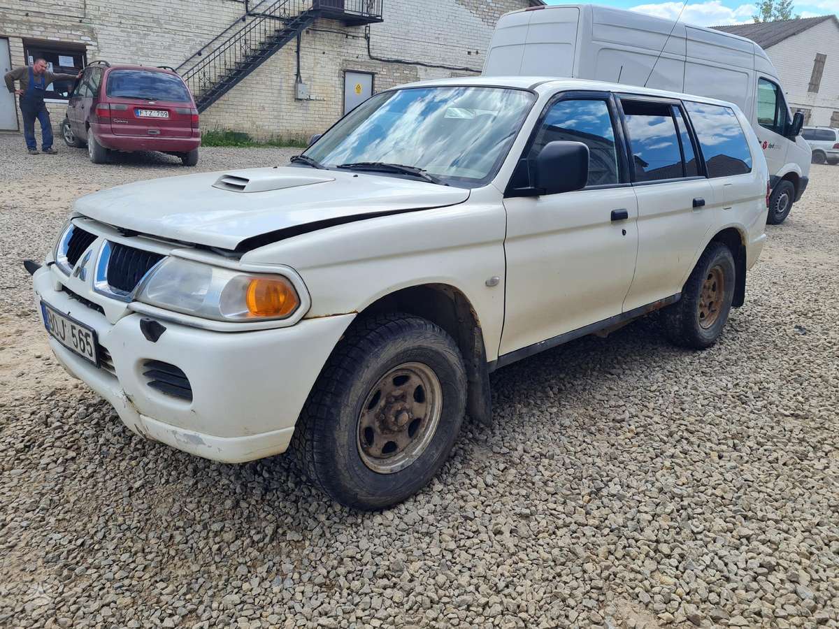 Mitsubishi Pajero Sport