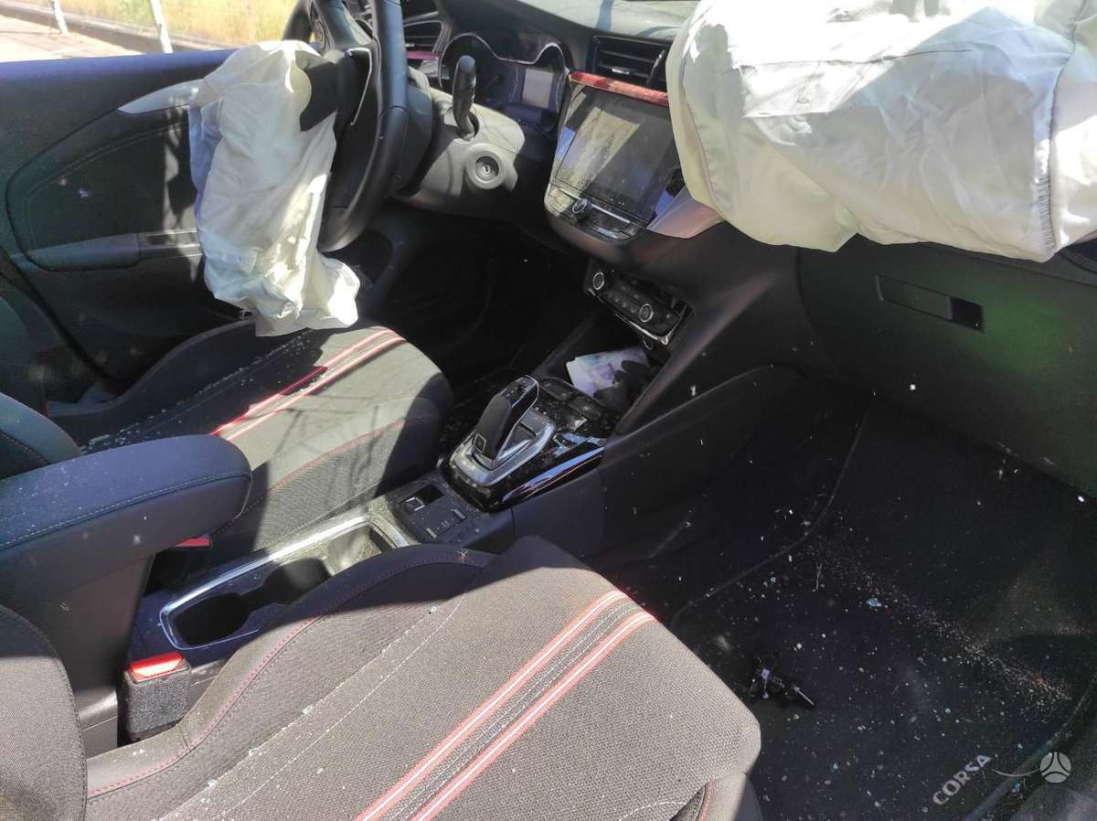Opel Corsa по частям
