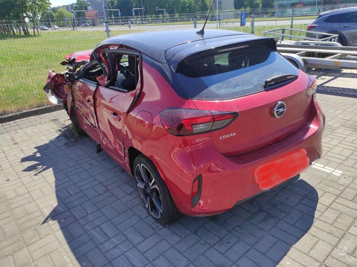 Opel Corsa по частям