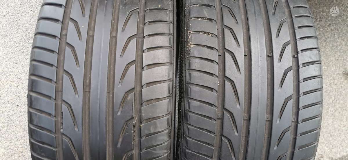 Semperit, vasaras 245/40 R19