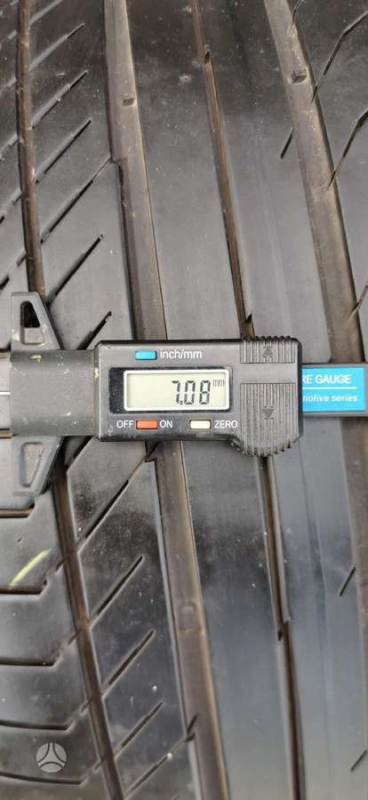 Continental, vasaras 255/35 R19