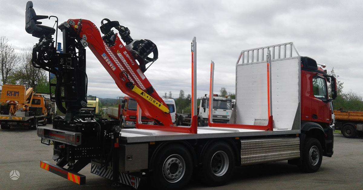 -Kita- Cranab TZ12, grapples