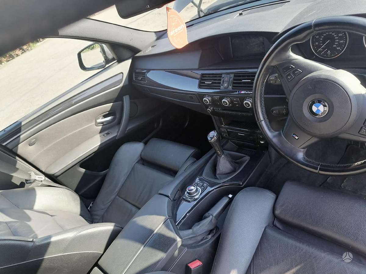 BMW 520 dalimis. M sport