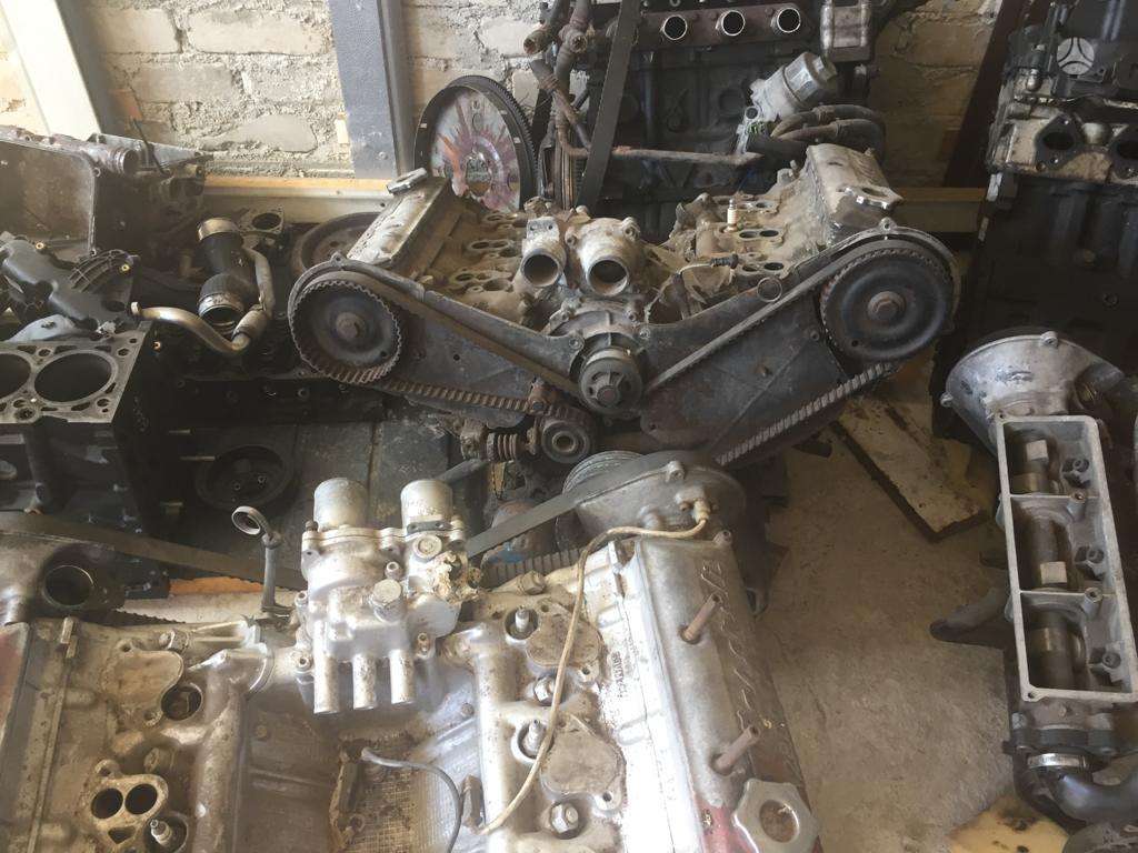 Maserati Biturbo engine parts