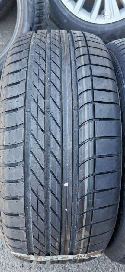 Goodyear, summer 255/45 R19