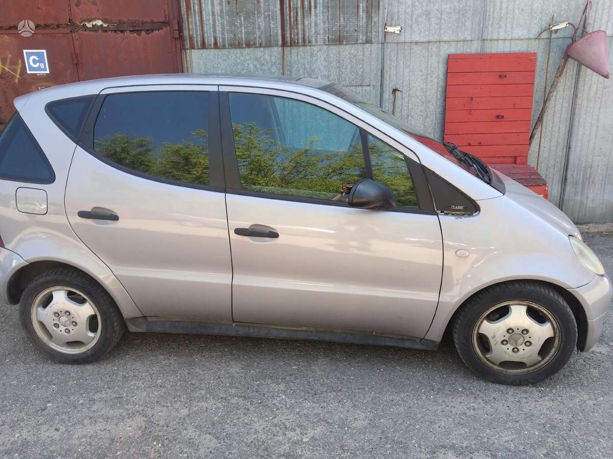 Mercedes-Benz A140 по частям