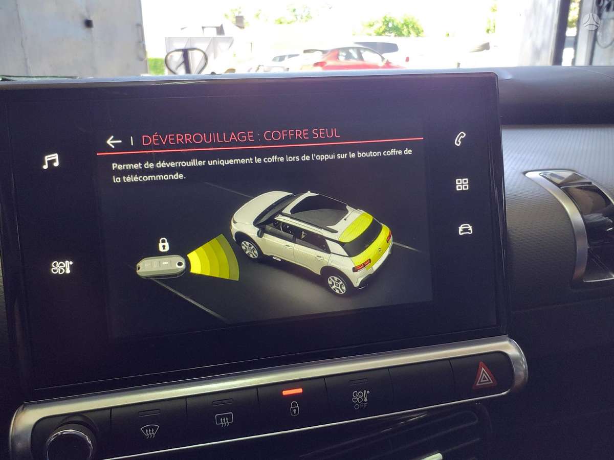 Citroen C4 Cactus dalimis. Ryda 4000km