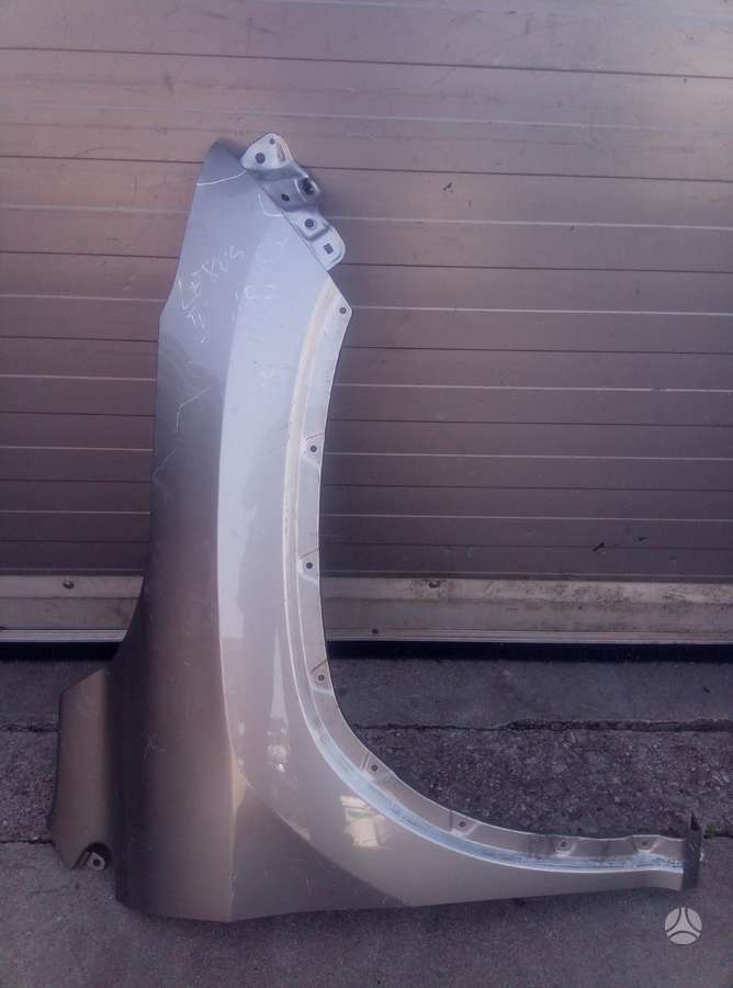 Lexus RX klasė doors, lights