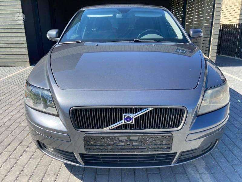 Volvo V50