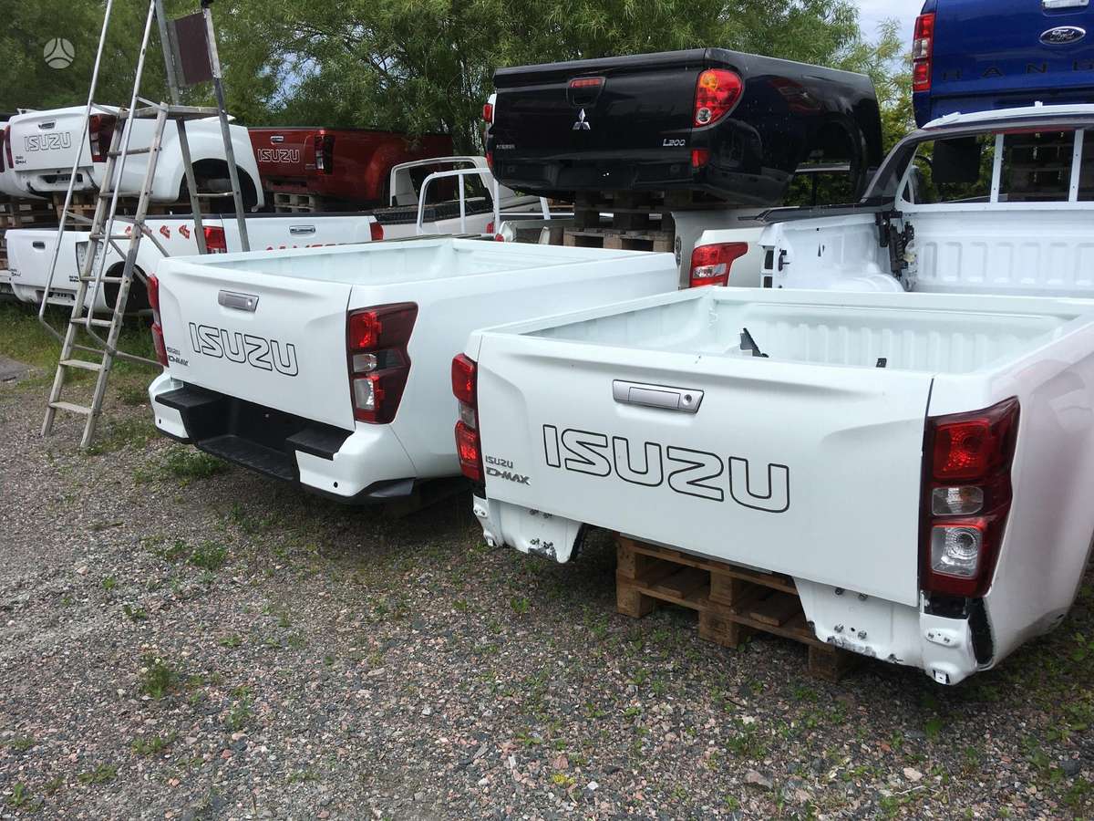 Isuzu D-Max, Krovinis skyrius, hood (front, rear)