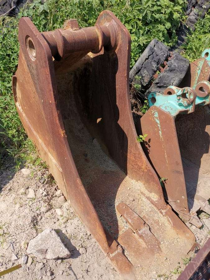 Volvo EC210CL, kaušai