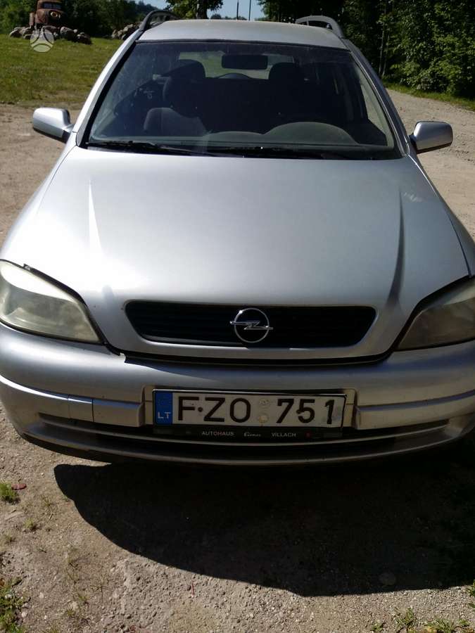 Opel Astra for parts. Dalimis