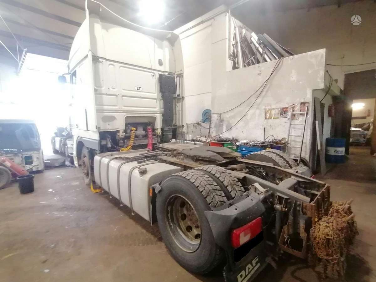 DAF XF105, semi-trailer trucks