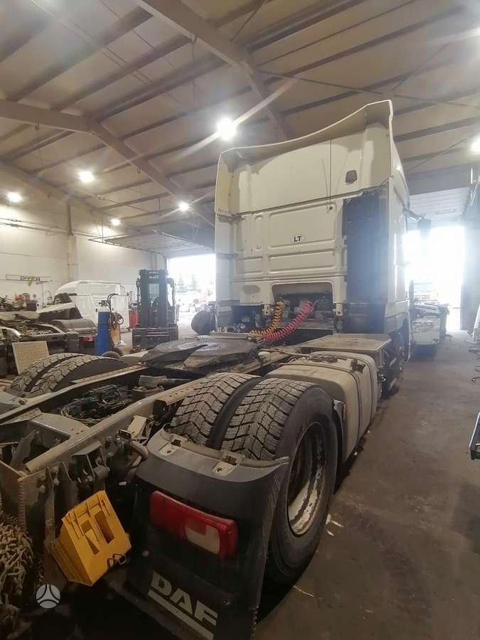 DAF XF105, vilcējs