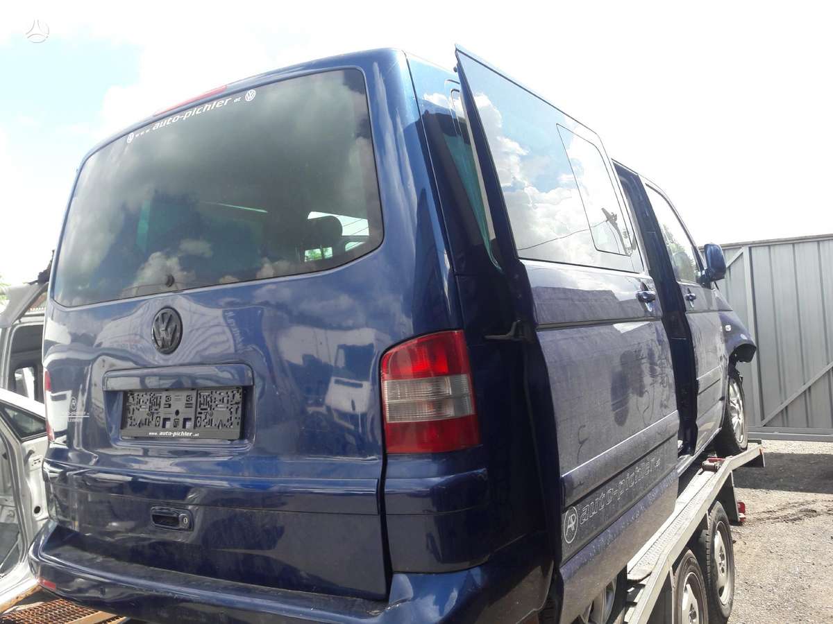 Volkswagen Multivan, пассажирские микроавтобусы