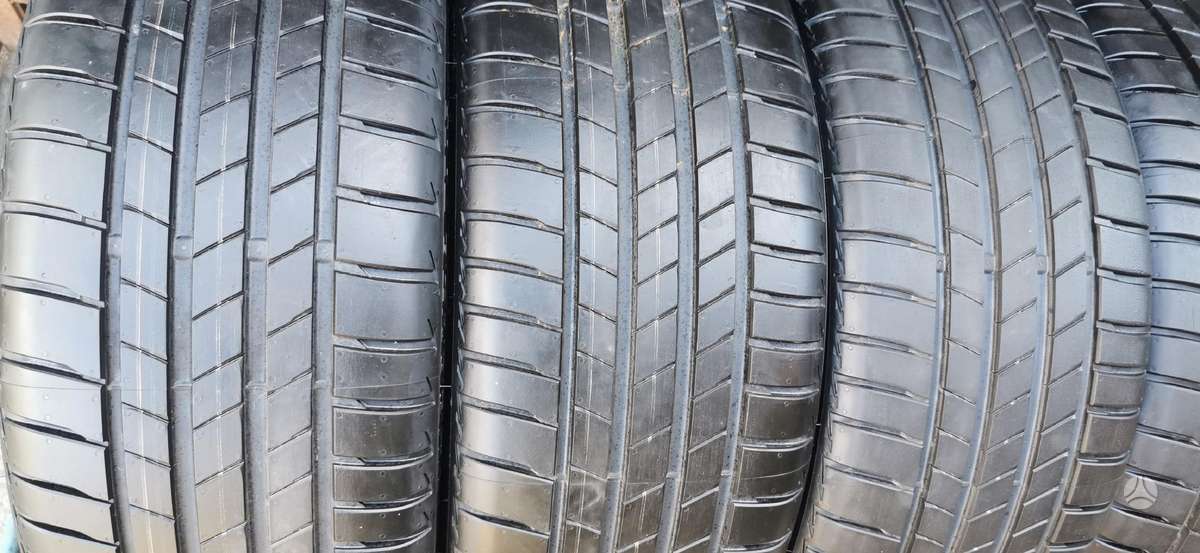 Bridgestone, летние 215/40 R18