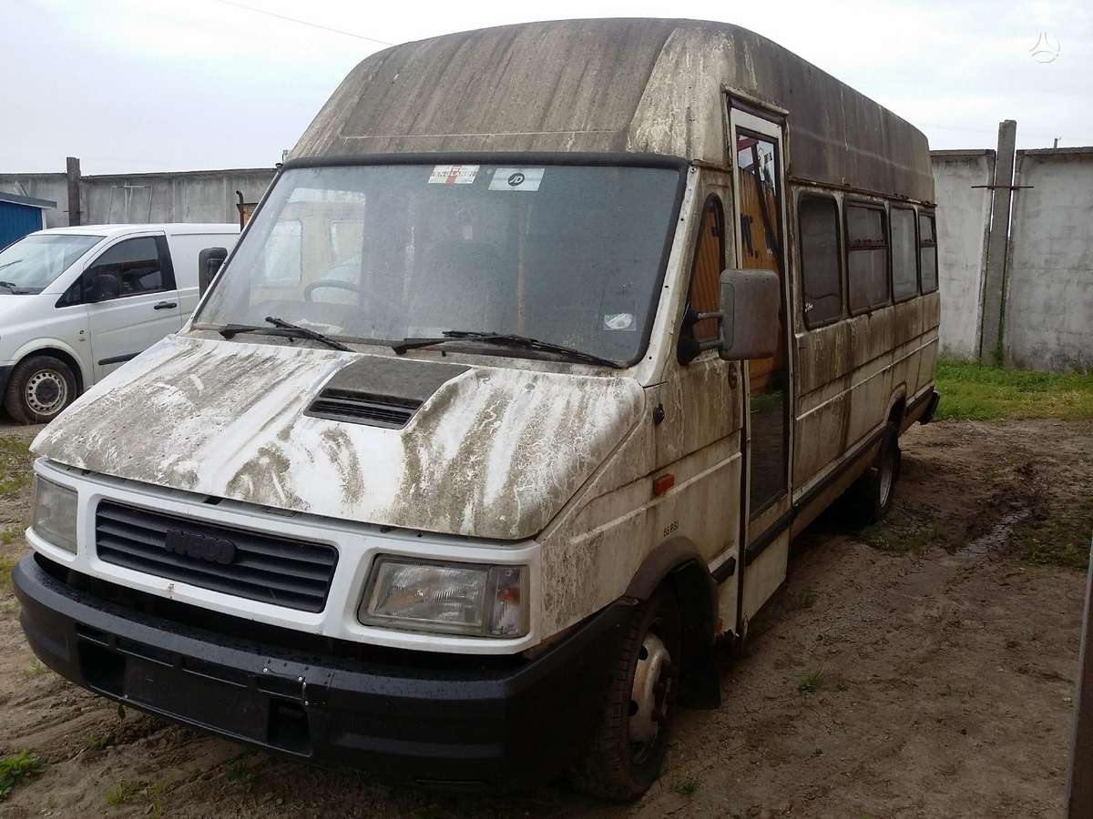 Iveco DAILY, passenger vans