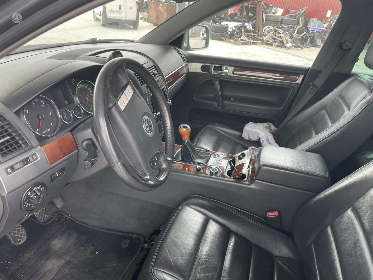 Volkswagen Touareg по частям
